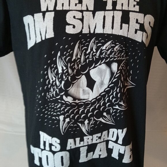 When The DM Smiles Funny Dungeon Eye RPG Dice Dragon Gift Unisex T-shirt Sz L - Picture 4 of 9